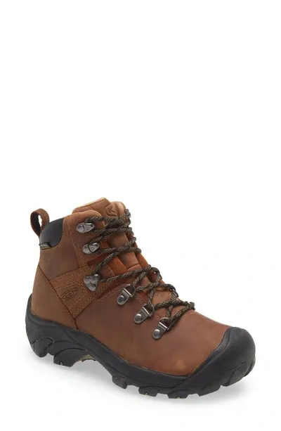 Keen Pyrenees Waterproof Hiking Boot In Syrup