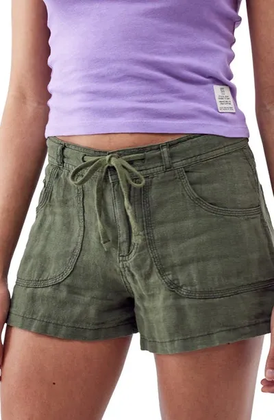 Bdg Urban Outfitters Linen Shorts In Rifle Green