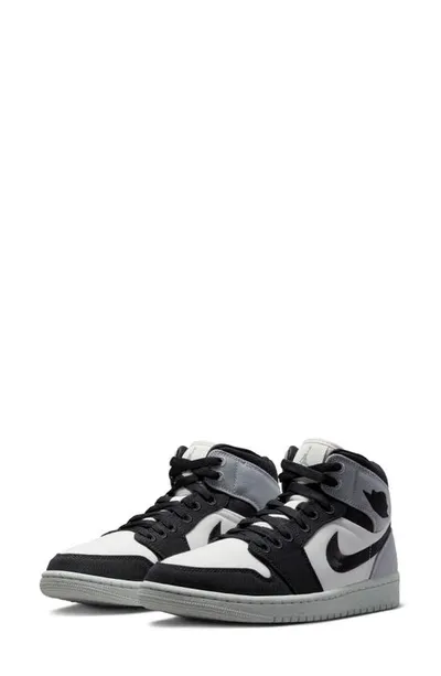 Jordan Women's Air  1 Mid Se Shoes In White