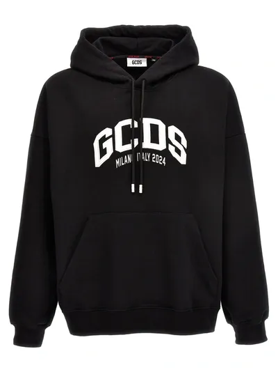 Gcds Logo Embroidery Hoodie Sweatshirt In Black