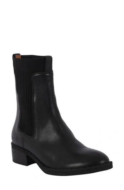 Gentle Souls By Kenneth Cole Bernadette Chelsea Boot In Black