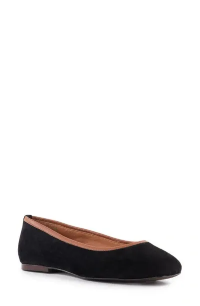 Seychelles City Streets Ballet Flat In Black