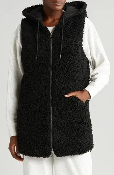 Zella Cozy Insulated Hooded Reversible Vest In Black