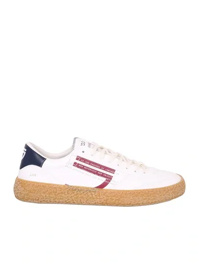 Puraai Sneakers In White