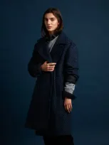 Doppiaa Aalbany Virgin Wool Herringbone Coat In Blue