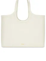 Sancia X Revolve The Bacoli Tote In 淡褐色